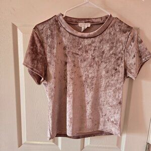 Ivy and Main pale pink velvet cropped t-shirt medium